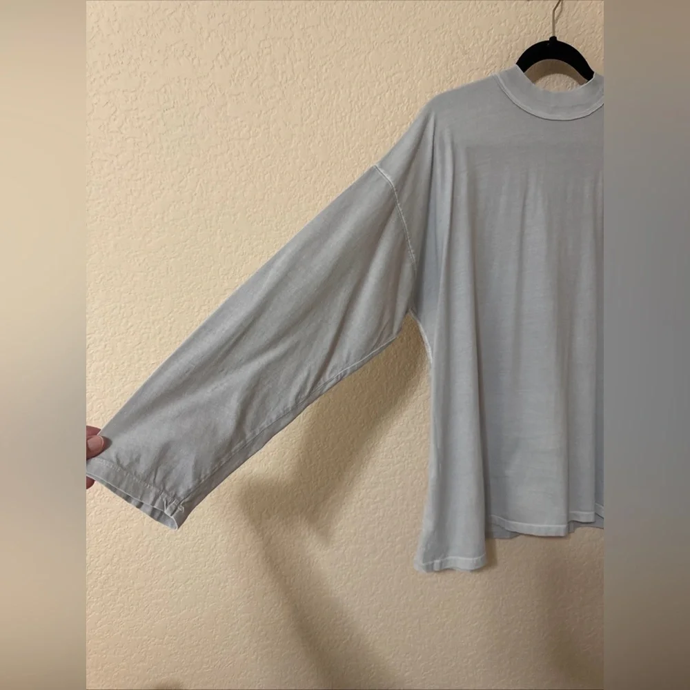 We the Free Tee Long Sleeve Slob Cotton Light Gray Oversize Sz M Boho Minimalist